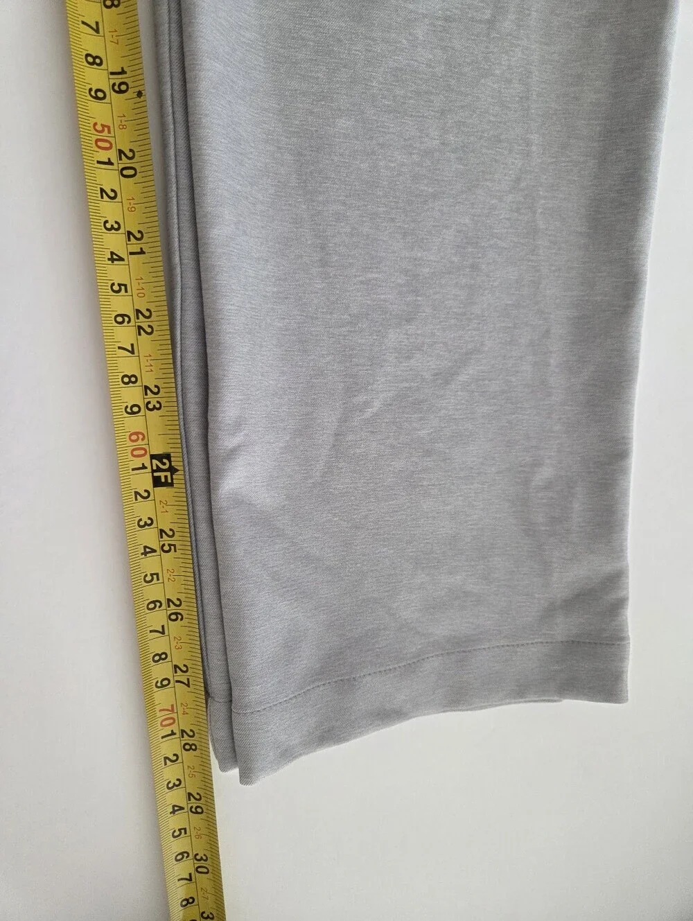 Tommy Bahama Men's Light Gray Casual Pants - Classic Straight Fit Sz.35×30